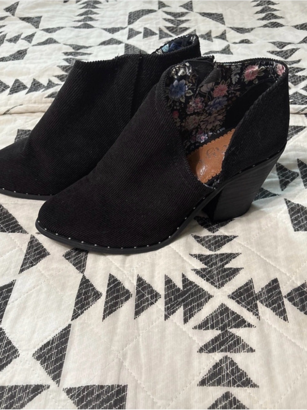 Very G Black Cutout Heeled Booties with Floral Lining